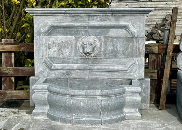 Limestone Lion Wall Fountain