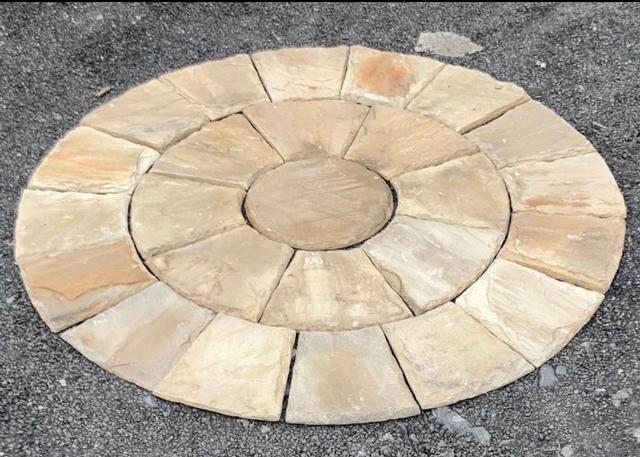 Sandstone Paving Set -  Circle